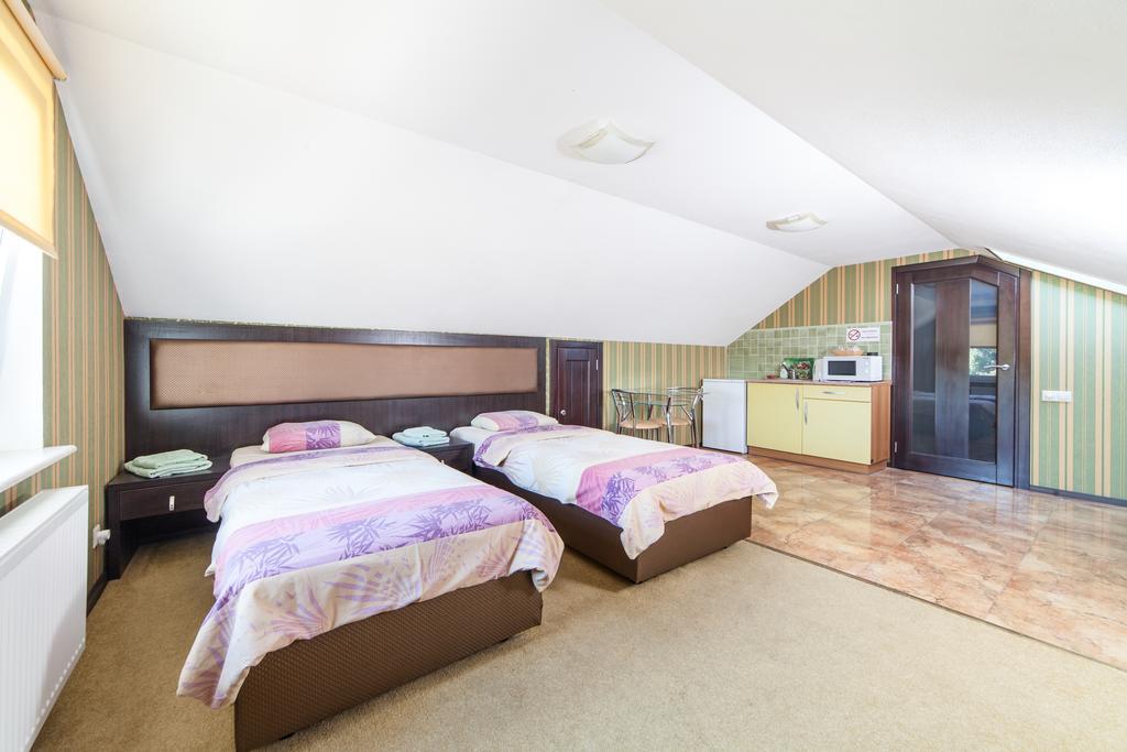 Home Comfort Livoberezhna Iec Kiev Екстериор снимка