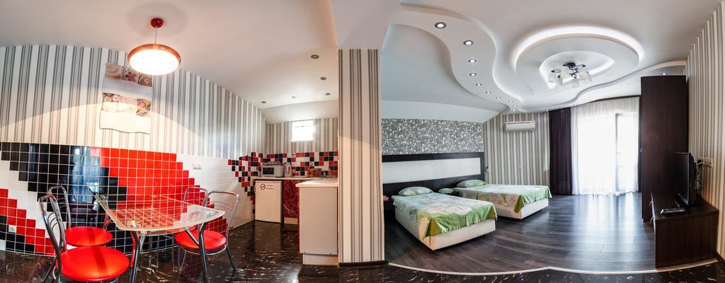 Home Comfort Livoberezhna Iec Kiev Екстериор снимка