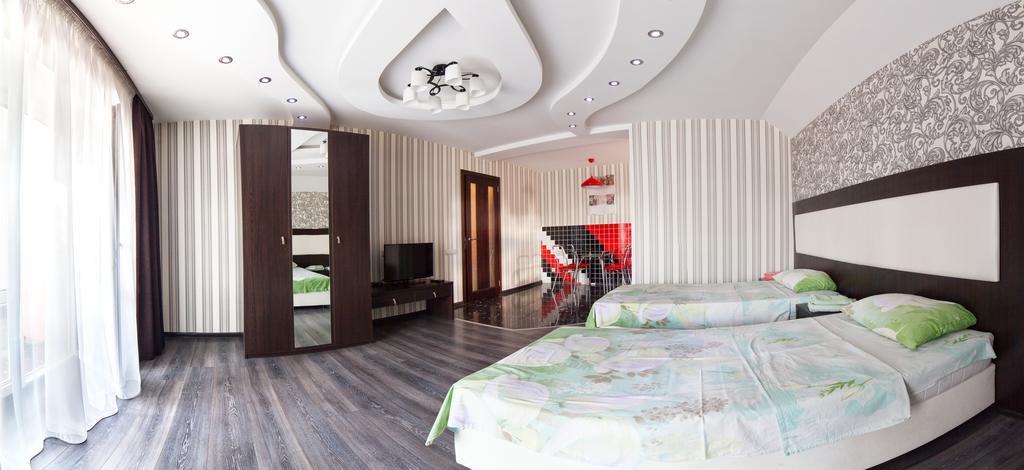 Home Comfort Livoberezhna Iec Kiev Екстериор снимка