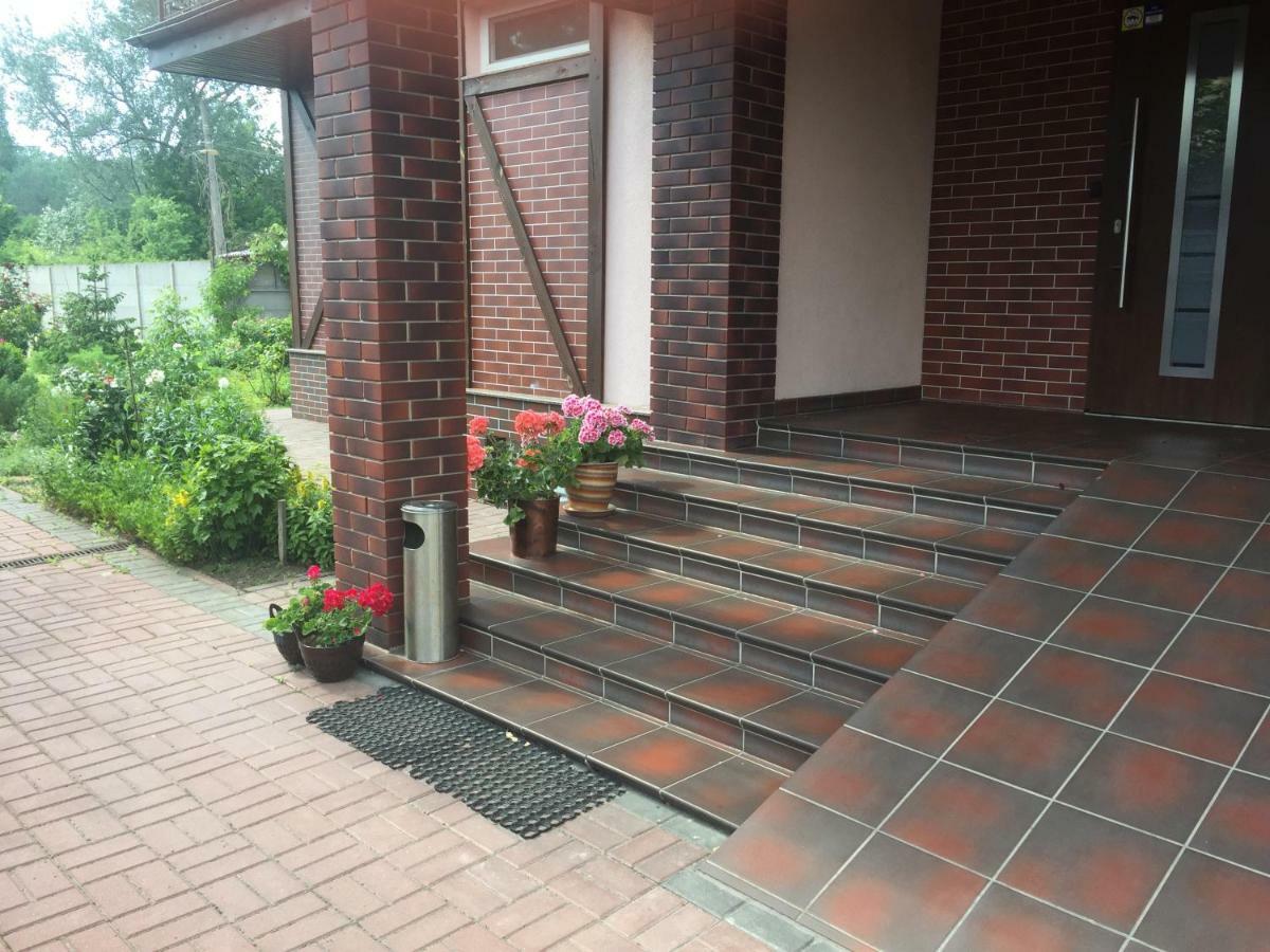 Home Comfort Livoberezhna Iec Kiev Екстериор снимка