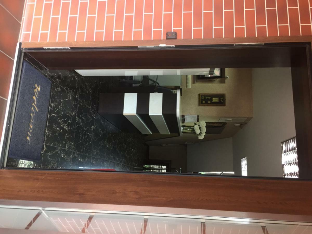 Home Comfort Livoberezhna Iec Kiev Екстериор снимка